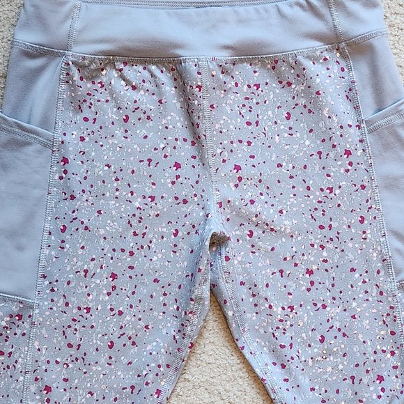 Athletic Leggings w/ 2 Side Pockets - Picture 4 of 4